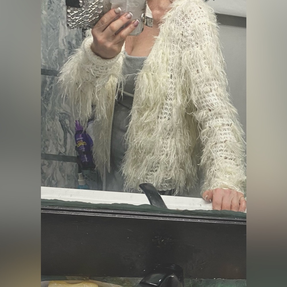 Elegant Cream Fuzzy Cardigan - Picture 2 of 4